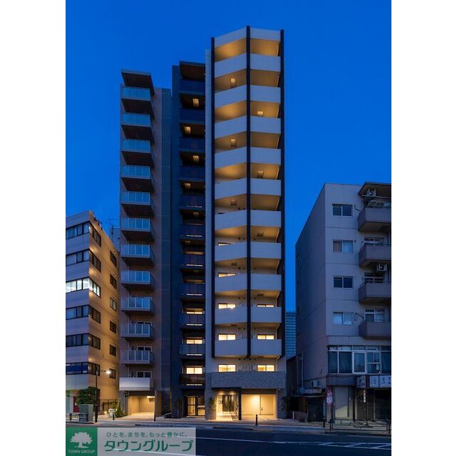 池袋駅より徒歩10分 築2年6ヶ月 12階建の賃貸物件