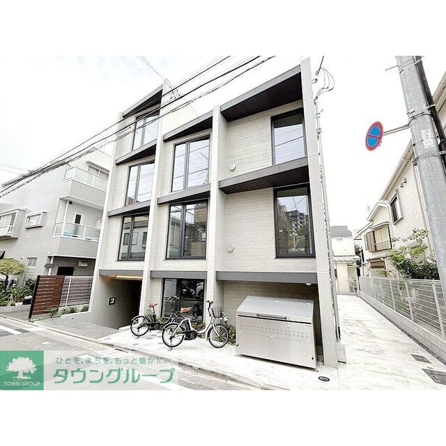 三軒茶屋駅より徒歩9分 新築 4階建の賃貸物件