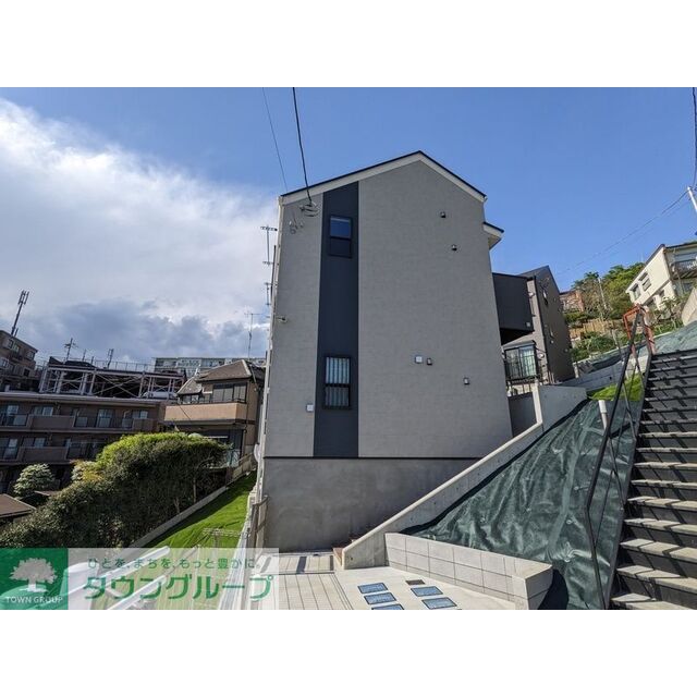 生田駅より徒歩11分 築2年8ヶ月 2階建の賃貸物件