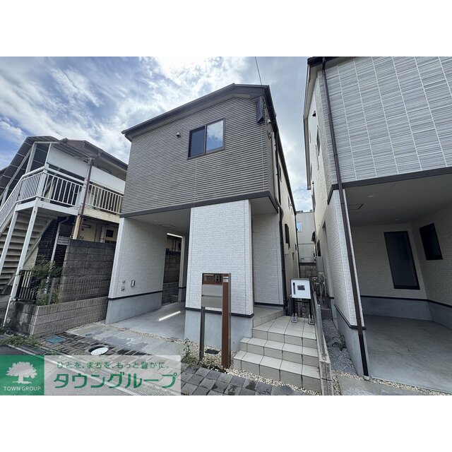 霞ヶ関駅より徒歩9分 築3年5ヶ月 2階建の賃貸物件