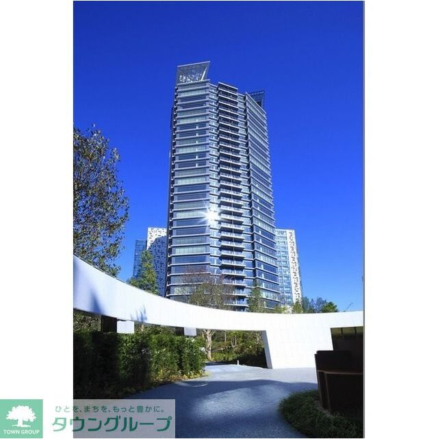 東新宿駅より徒歩5分 築13年10ヶ月 32階建の賃貸物件