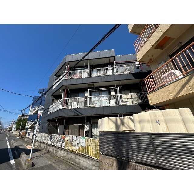 獨協大学前（草加松原）駅よりバス3分 徒歩20分 築37年8ヶ月 3階建の賃貸物件