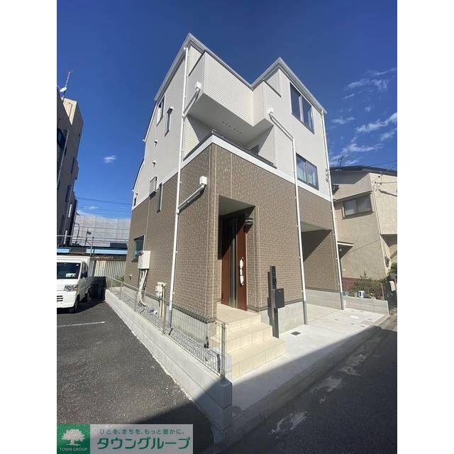 西新井大師西駅より徒歩25分 築2年5ヶ月 3階建の賃貸物件