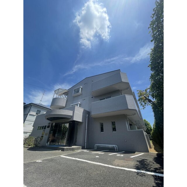 南町田グランベリーパーク駅より徒歩14分 築34年4ヶ月 3階建の賃貸物件