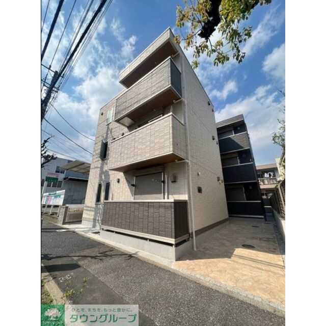 調布駅より徒歩10分 築2年8ヶ月 3階建の賃貸物件