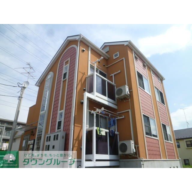 仲町台駅より徒歩5分 築18年8ヶ月 2階建の賃貸物件