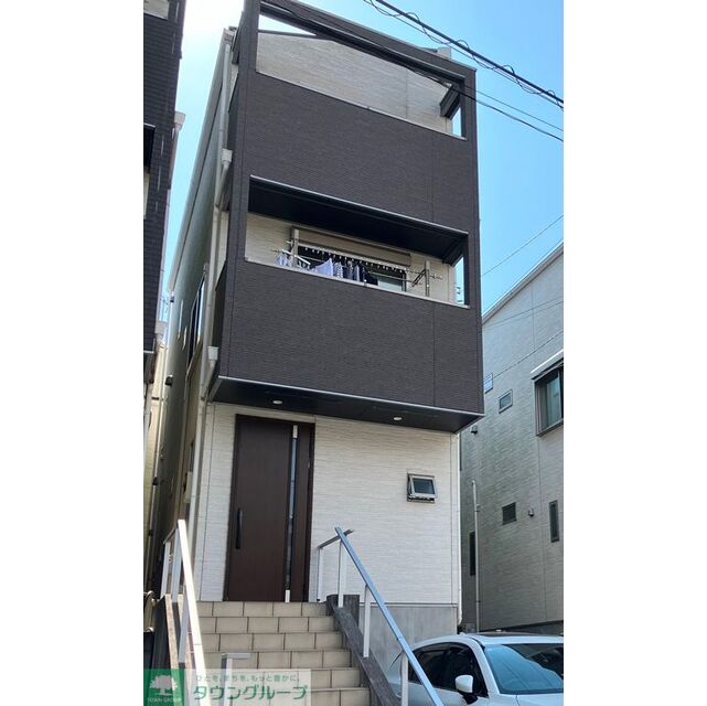 反町駅より徒歩4分 築10年7ヶ月 3階建の賃貸物件