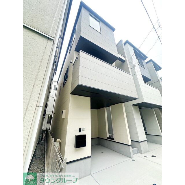 二俣川駅より徒歩11分 新築 3階建の賃貸物件