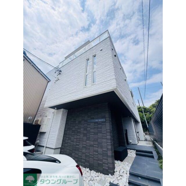 瑞穂区役所駅より徒歩3分 築1年10ヶ月 3階建の賃貸物件