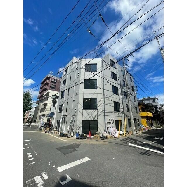 西新井駅より徒歩10分 築1年2ヶ月 5階建の賃貸物件