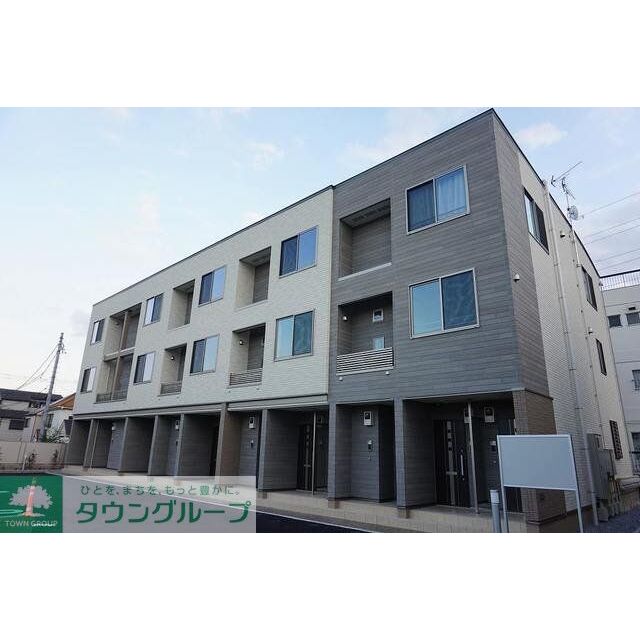 鳩ヶ谷駅よりバス8分 徒歩7分 築6年2ヶ月 3階建の賃貸物件