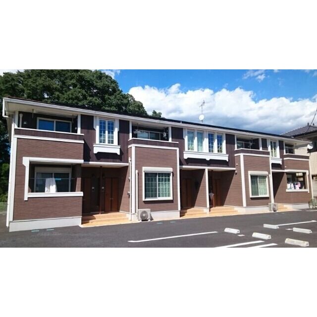 西富岡駅より徒歩15分 築9年9ヶ月 2階建の賃貸物件