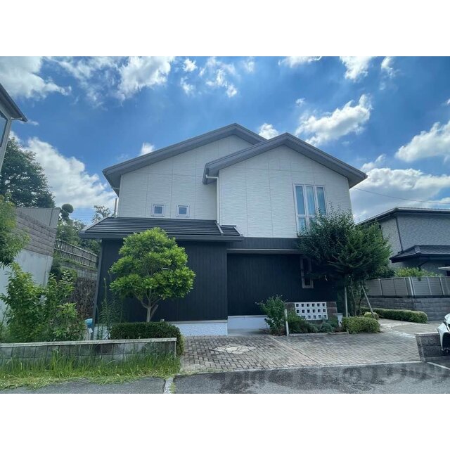 箕面駅より徒歩11分 築12年1ヶ月 2階建の賃貸物件