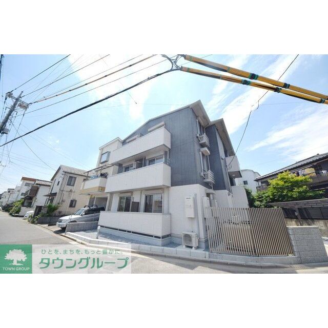 川口元郷駅より徒歩9分 築4年6ヶ月 3階建の賃貸物件