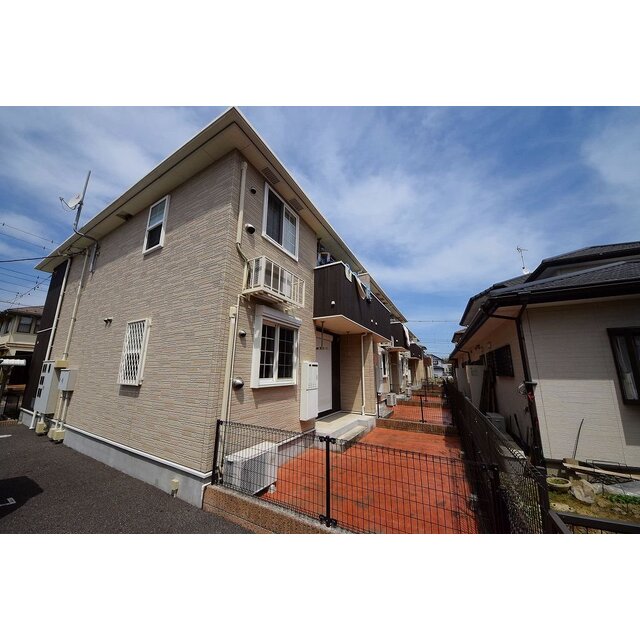 大網駅よりバス10分 徒歩3分 築15年3ヶ月 2階建の賃貸物件