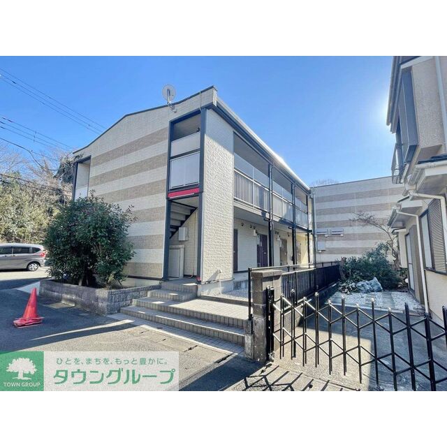 瀬谷駅よりバス11分 徒歩2分 築17年11ヶ月 2階建の賃貸物件