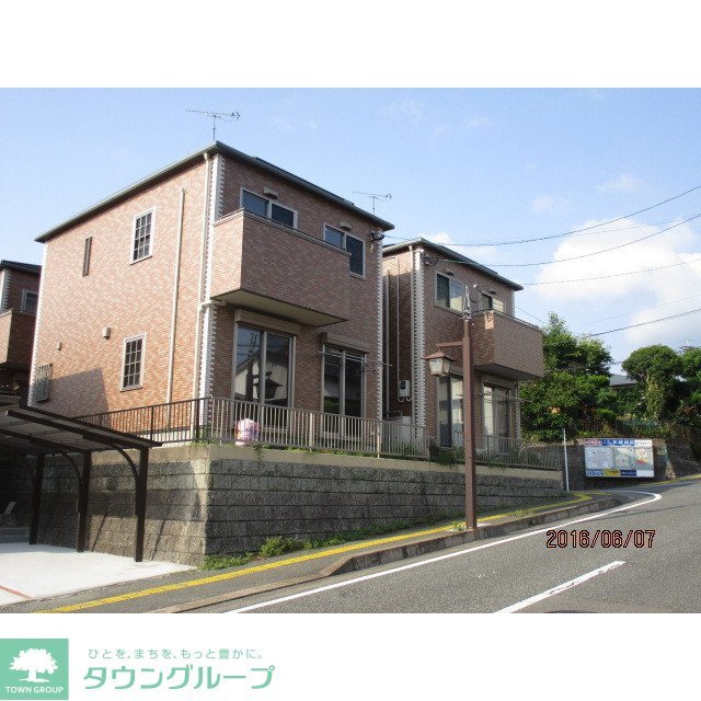 西鉄五条駅より徒歩13分 築13年5ヶ月 2階建の賃貸物件