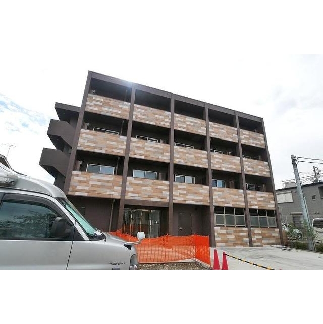 松陰神社前駅より徒歩6分 築5年2ヶ月 4階建の賃貸物件