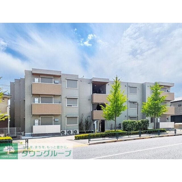 六町駅より徒歩15分 築1年6ヶ月 3階建の賃貸物件