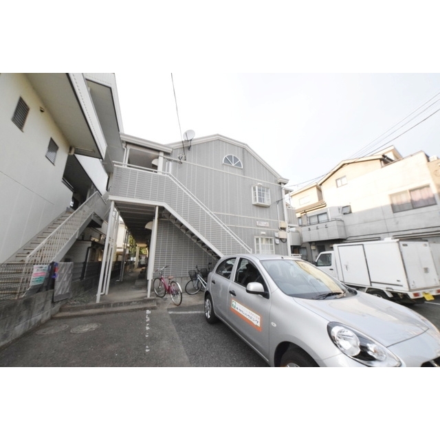 花小金井駅より徒歩6分 築32年7ヶ月 2階建の賃貸物件