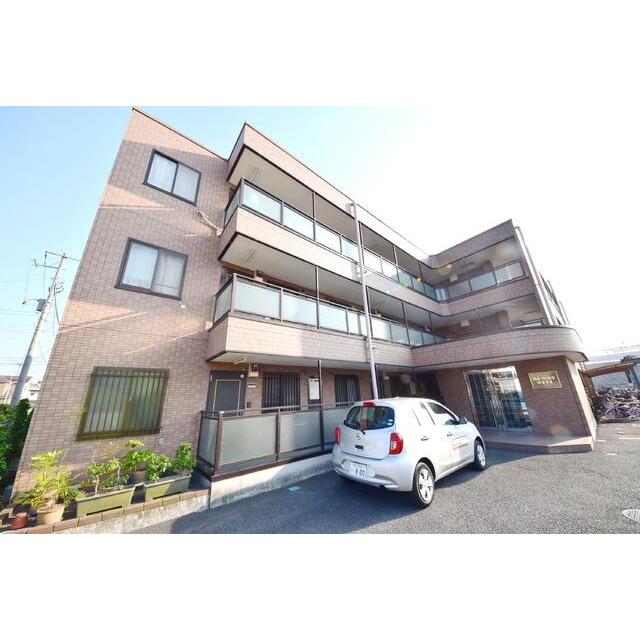 金町駅よりバス22分 徒歩6分 築23年8ヶ月 3階建の賃貸物件