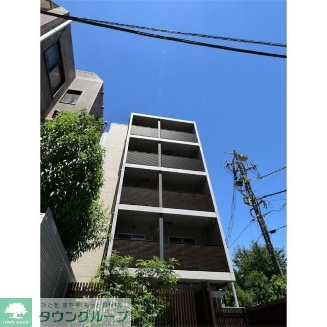 東新宿駅より徒歩3分 築6年11ヶ月 5階建の賃貸物件