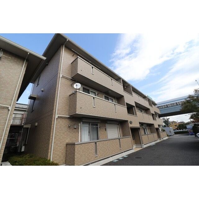 与野本町駅より徒歩19分 築16年 3階建の賃貸物件