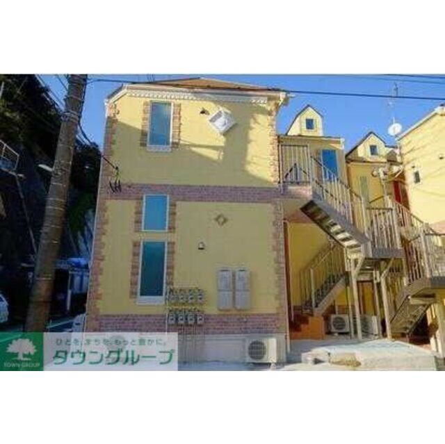 田浦駅より徒歩8分 築7年4ヶ月 2階建の賃貸物件