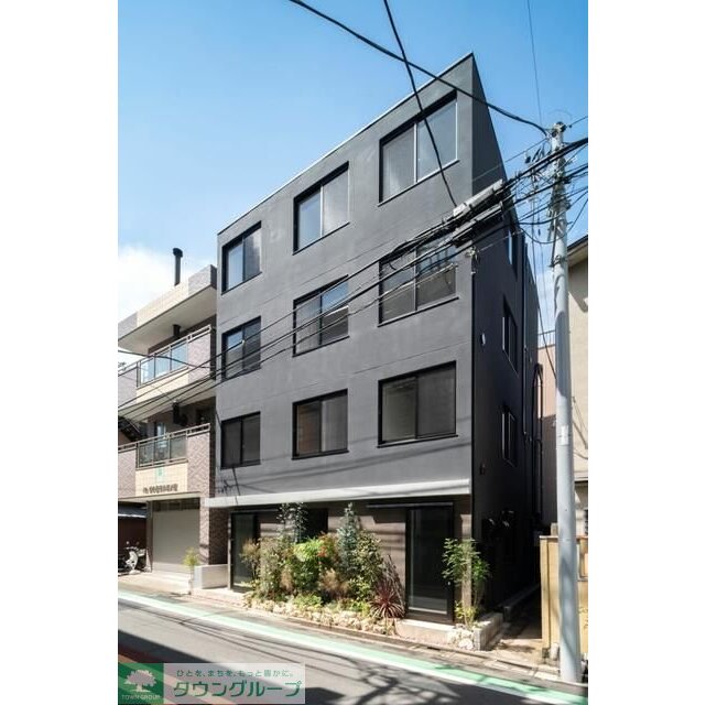 目黒駅より徒歩9分 築5年6ヶ月 4階建の賃貸物件