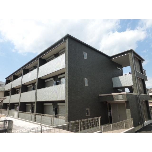 若葉台駅より徒歩8分 築11年2ヶ月 3階建の賃貸物件