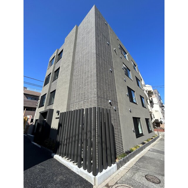 西巣鴨駅より徒歩4分 築1年9ヶ月 4階建の賃貸物件