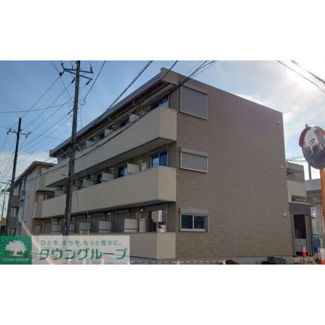 新鎌ヶ谷駅より徒歩8分 築1年9ヶ月 3階建の賃貸物件