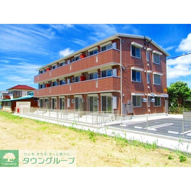 木更津駅より徒歩17分 築7年4ヶ月 3階建の賃貸物件