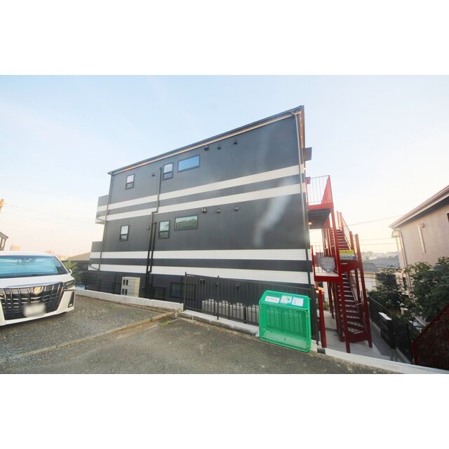 大口駅より徒歩7分 築2年 3階建の賃貸物件