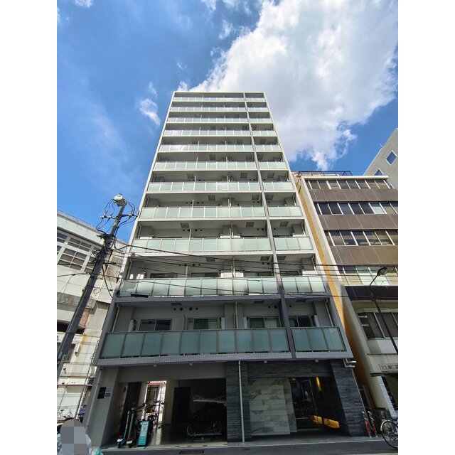 神田駅より徒歩2分 築6年6ヶ月 12階建の賃貸物件