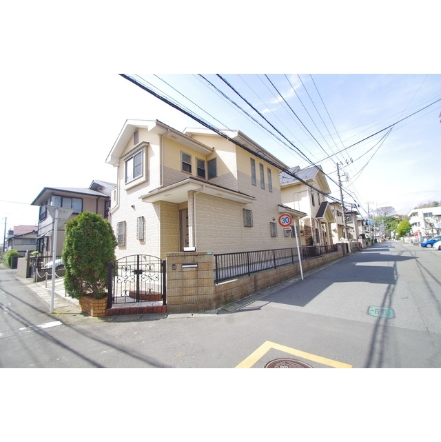 本厚木駅より徒歩23分 築18年5ヶ月 2階建の賃貸物件