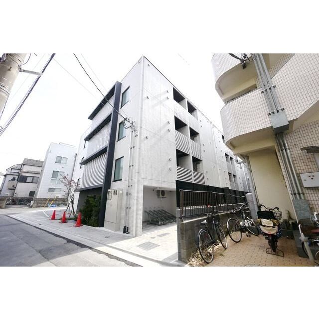 東武練馬駅より徒歩10分 築4年8ヶ月 4階建の賃貸物件