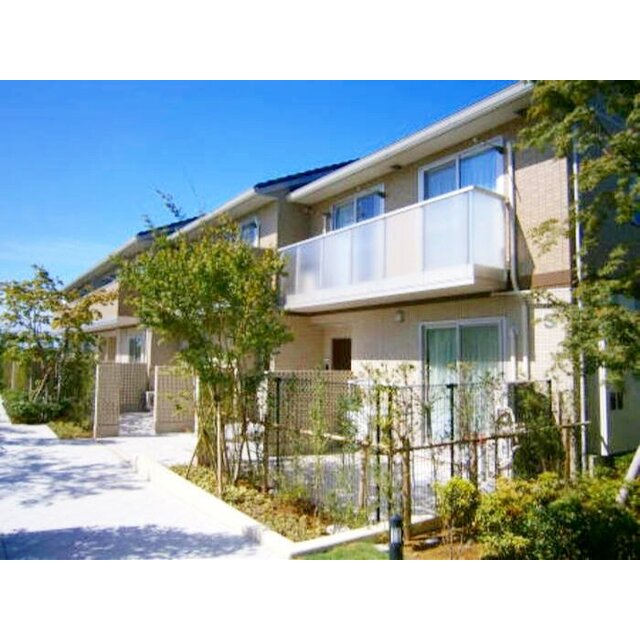 成城学園前駅より徒歩22分 築14年8ヶ月 2階建の賃貸物件