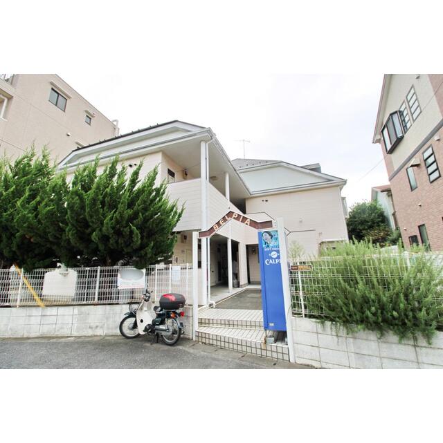 湘南深沢駅より徒歩6分 築37年9ヶ月 2階建の賃貸物件