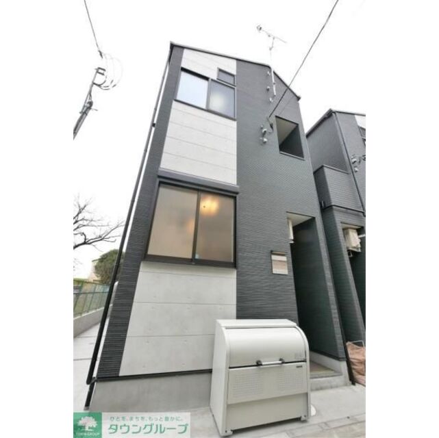 西高島平駅より徒歩10分 築4年 2階建の賃貸物件