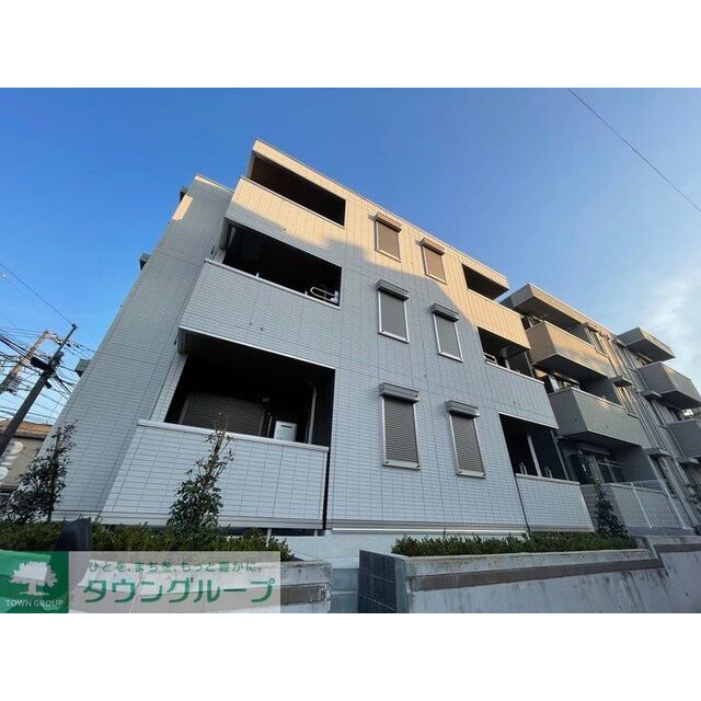 西ヶ原駅より徒歩5分 築4年2ヶ月 3階建の賃貸物件