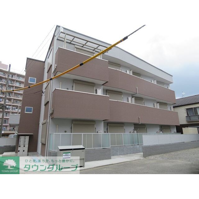 青井駅より徒歩7分 築4年3ヶ月 3階建の賃貸物件