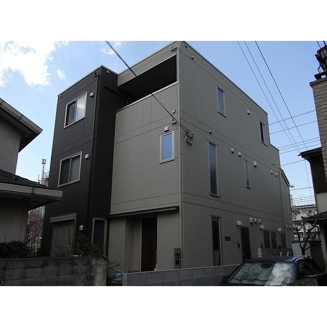上石神井駅より徒歩6分 築15年7ヶ月 3階建の賃貸物件