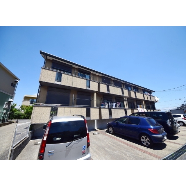 ウィスタリア港南台の賃貸物件