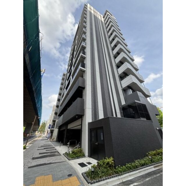 丸の内駅より徒歩7分 築1年6ヶ月 14階建の賃貸物件