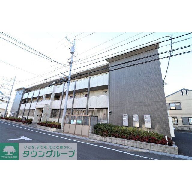 新越谷駅より徒歩13分 築10年3ヶ月 3階建の賃貸物件