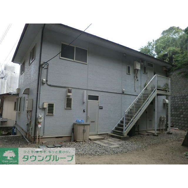 横須賀中央駅より徒歩20分 築26年7ヶ月 2階建の賃貸物件