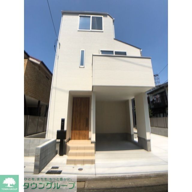 芦花公園駅より徒歩7分 築2年4ヶ月 3階建の賃貸物件