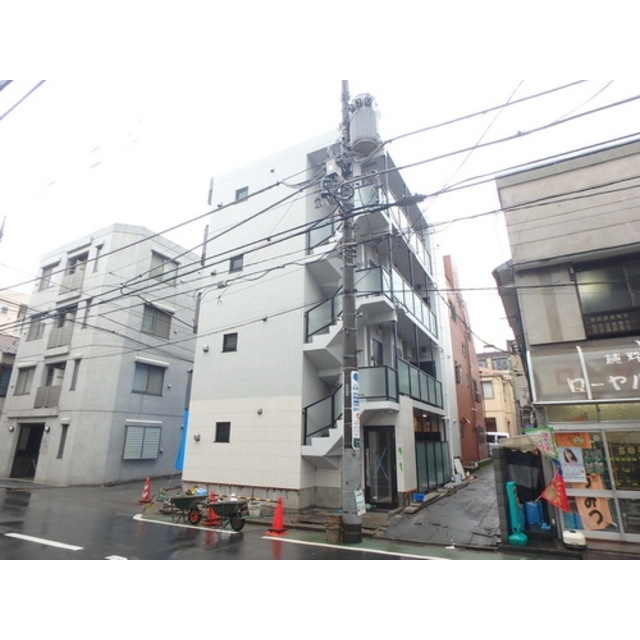 東武練馬駅より徒歩4分 築8年1ヶ月 4階建の賃貸物件