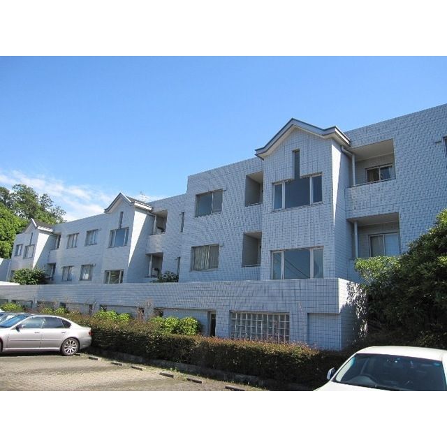 西荻窪駅より徒歩11分 築36年7ヶ月 3階建の賃貸物件